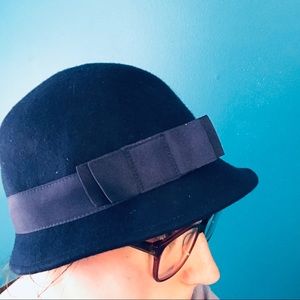 1920s style wool hat